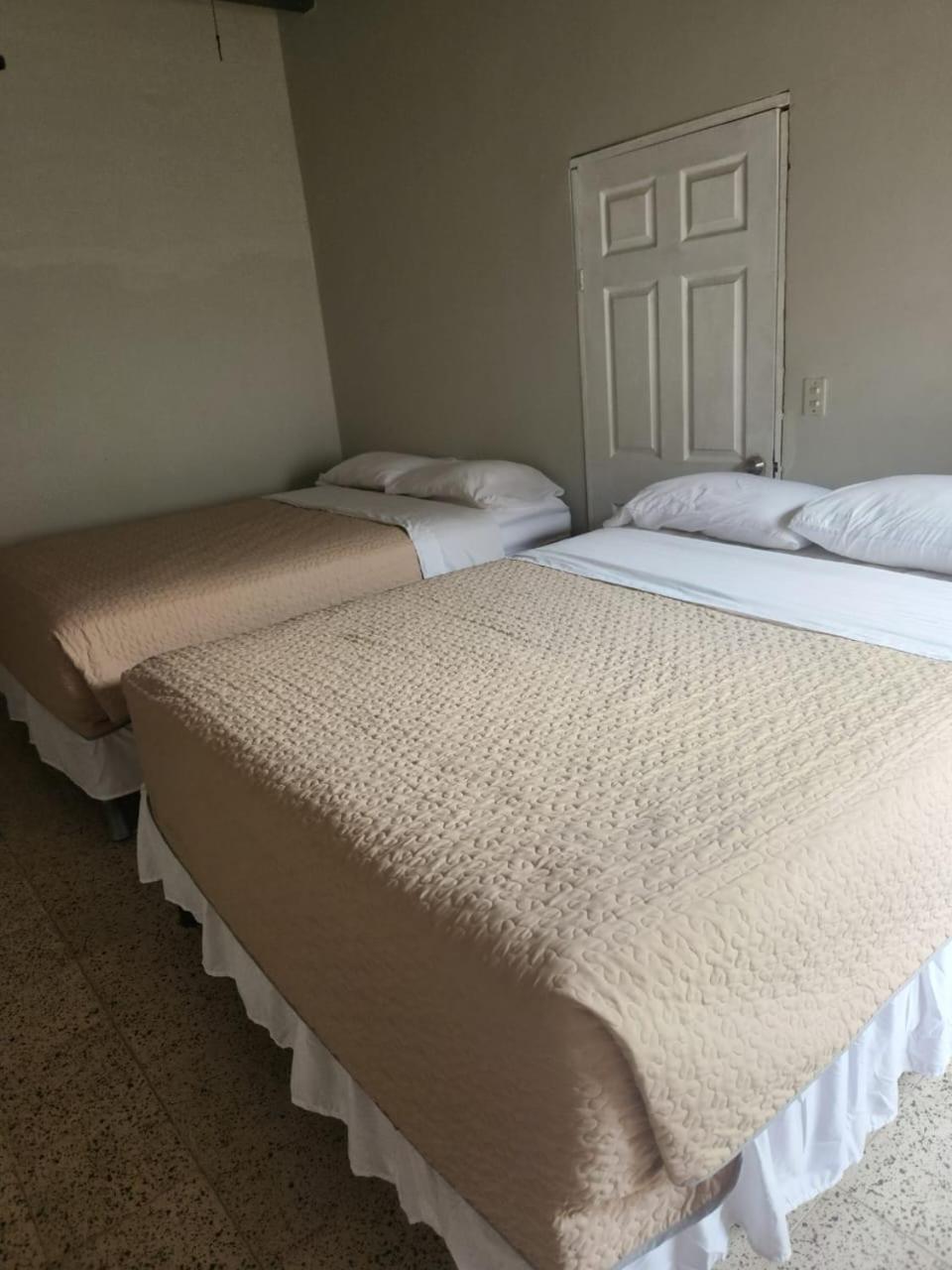 Aparta Hotel Palmerola Comayagua Eksteriør billede